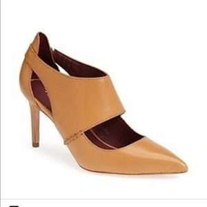 ISO Coach Vanda Pump. Size 9.5